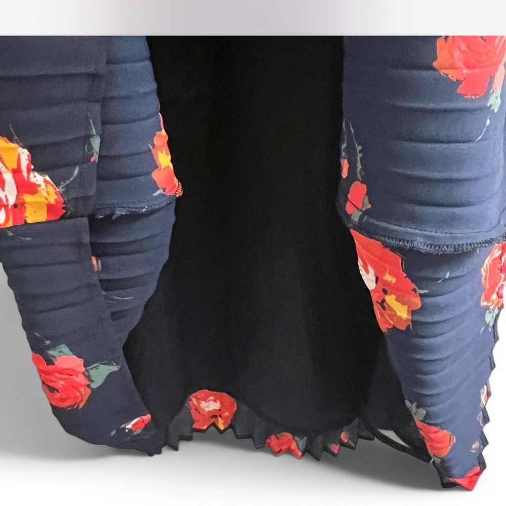 Babaton aritzia Red and Blue Pleated Pencil Midi Skirt - Picture 4 of 6